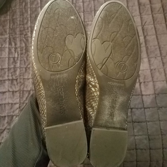 Sam & Libby gold and black flats Snake skin - Picture 3 of 3